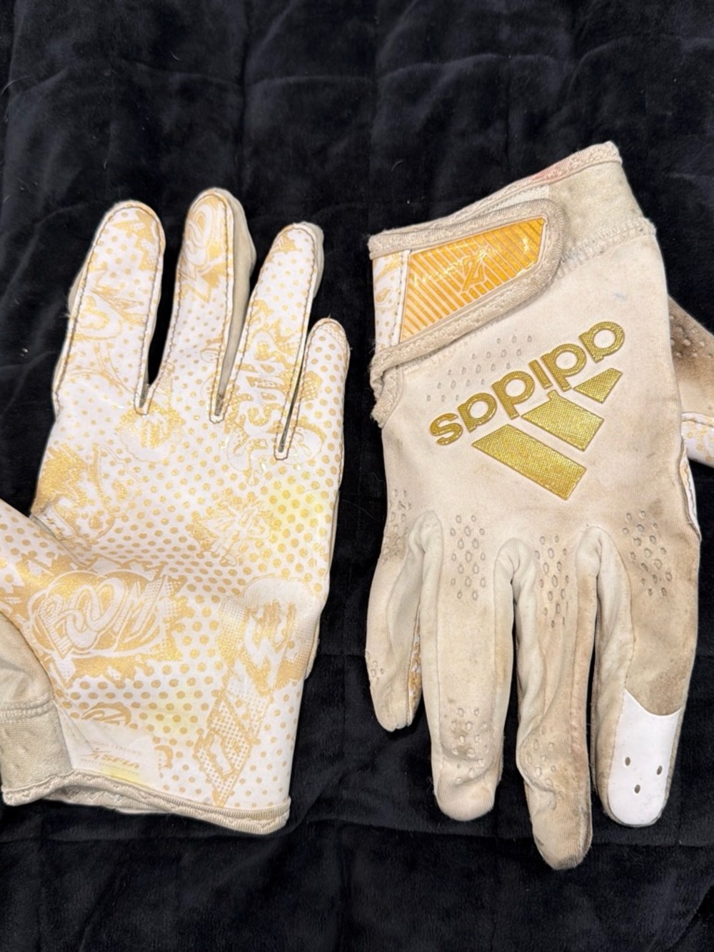 Gloves miscategorized